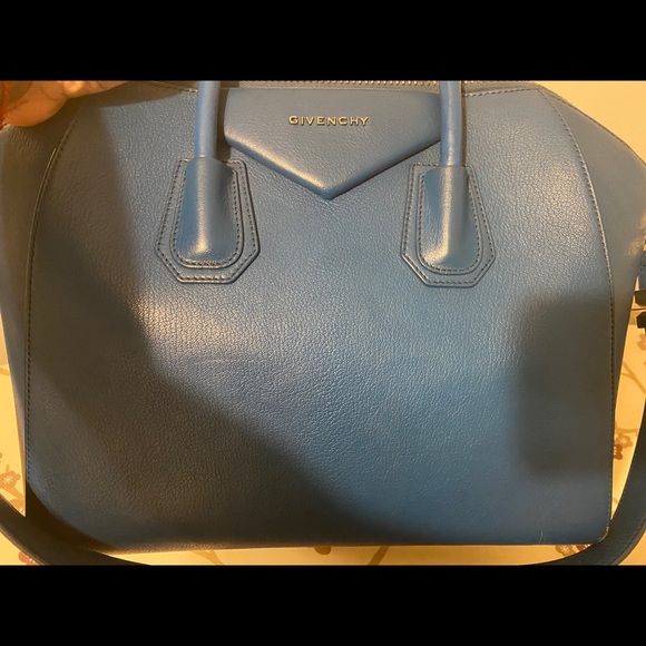 Givenchy Antigona - Picture 3 of 15